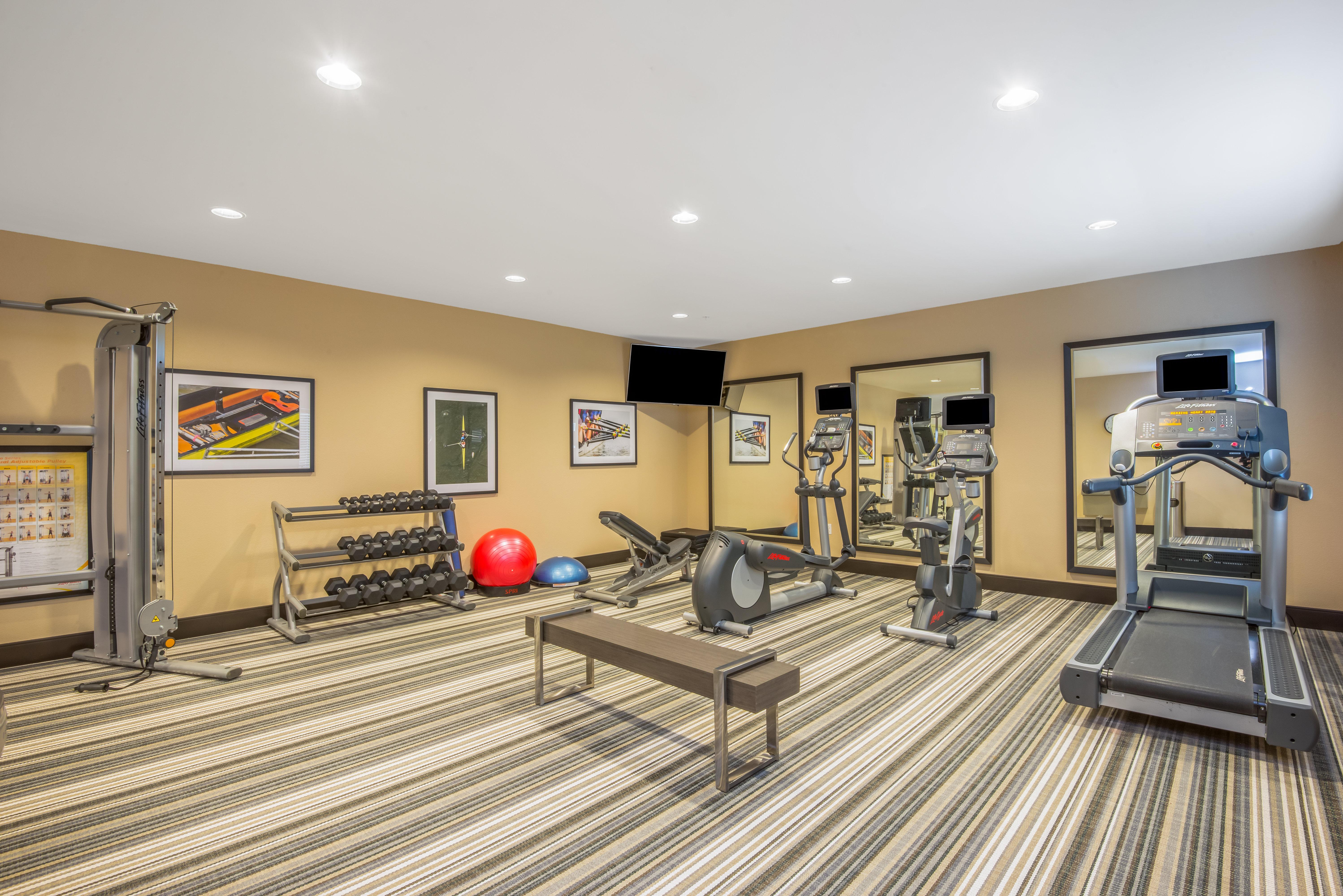 Candlewood Suites Columbia Hwy 63 & I-70 By Ihg Экстерьер фото
